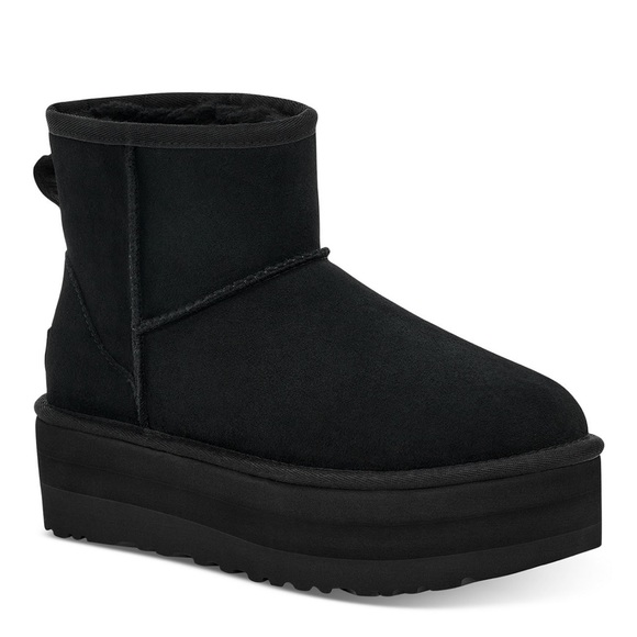 UGG Classic Mini Platform Boots - NWT - Picture 2 of 12